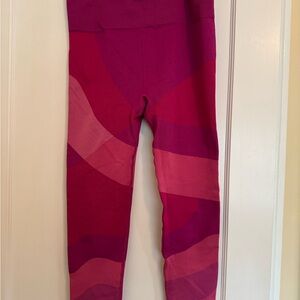Fabletics Vibrant Pink Leggings